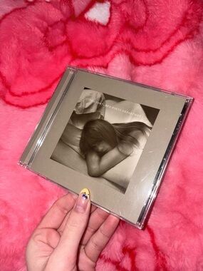 the tortured poets department taylor swift cd “ the bolter “